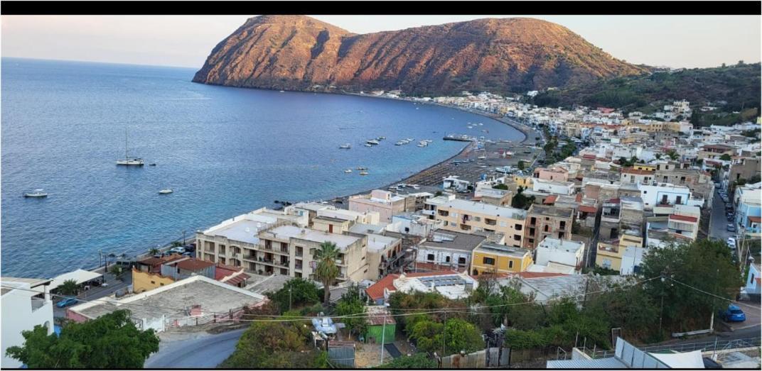 Casa Vacanze Vista Mare Mela B Lipari  Exterior foto